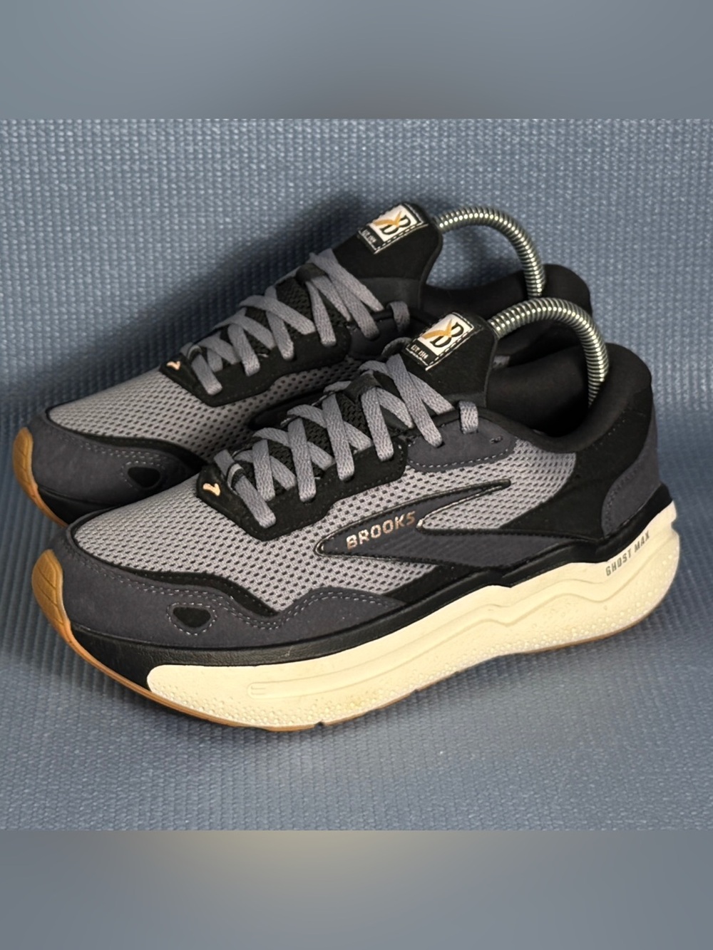 Brooks Women’s Gray Ghost Walker Athletic Sneakers